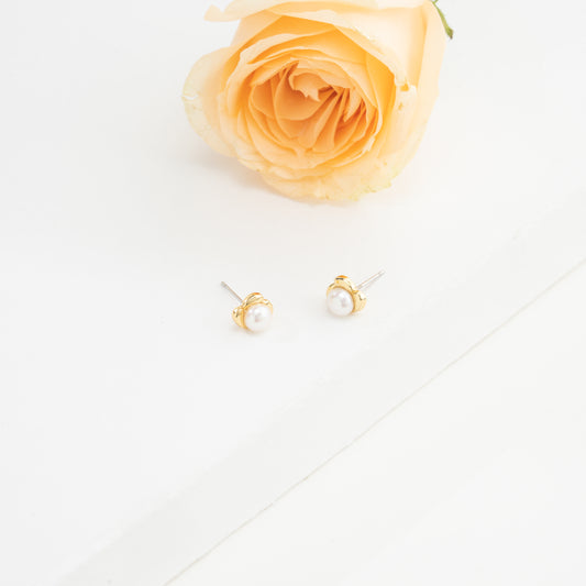 Dreamy White Freshwater Pearl Stud Earrings