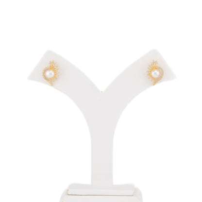 Exceptional Pearl Stud Earrings