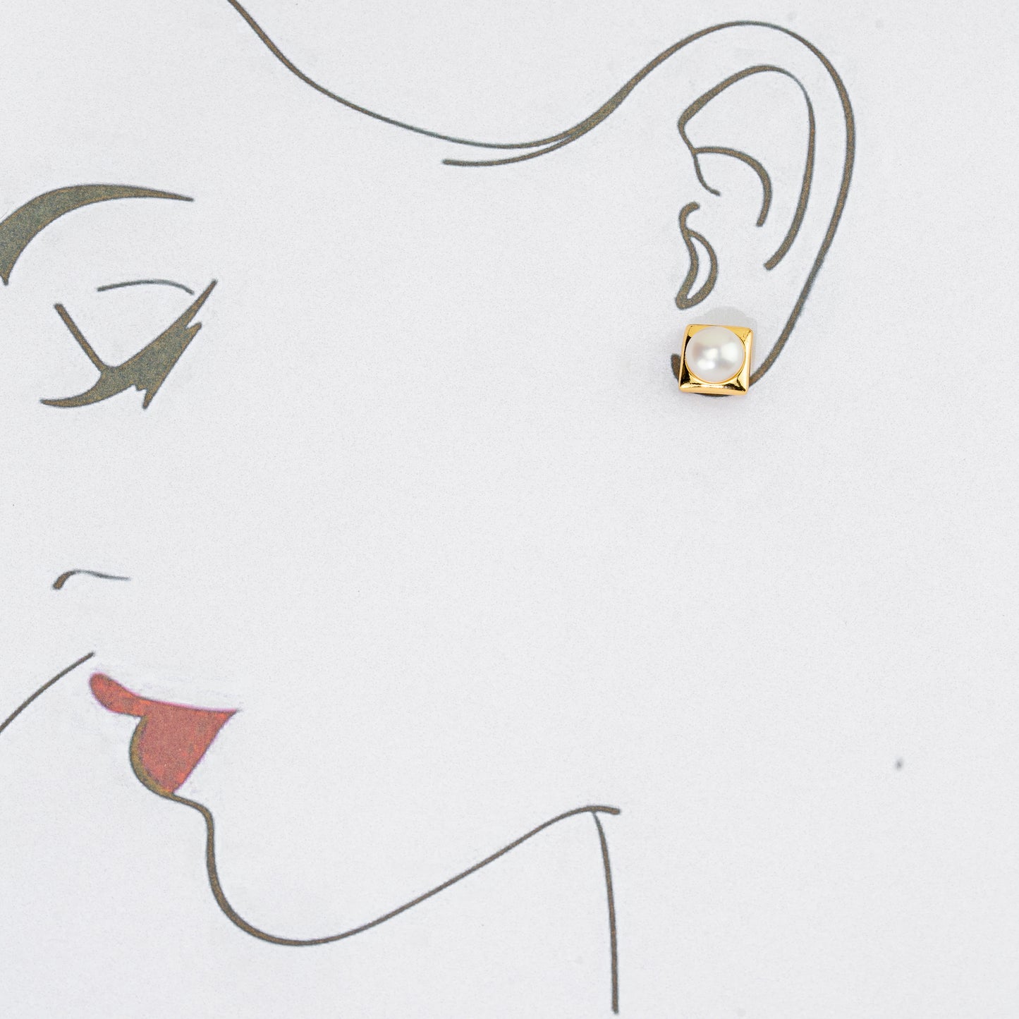 Exclusive White Freshwater Pearl Studs Earrings