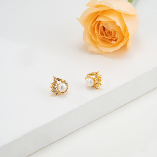 Exclusive White Pearl Studs Earrings