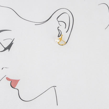 Classy Pearl Stud Earrings