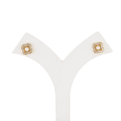 Exquisite Pearl Stud Earrings