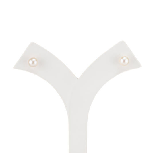 8.0-9.0mm Round White Freshwater Pearl Stud Earrings