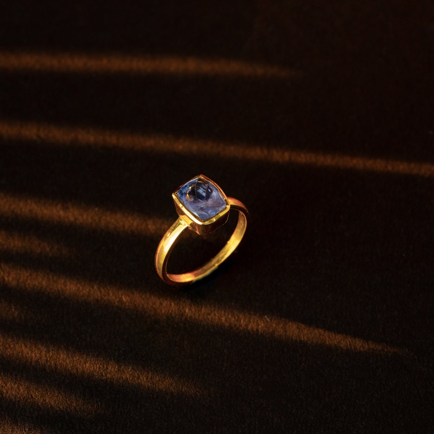 Blue Shapphire Gold Stone Ring