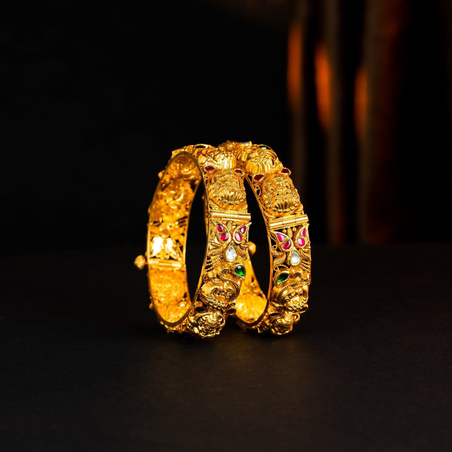 Classic Gold Stone Bangle