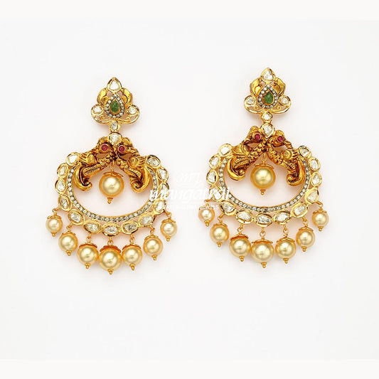 Elegant Gold Earring