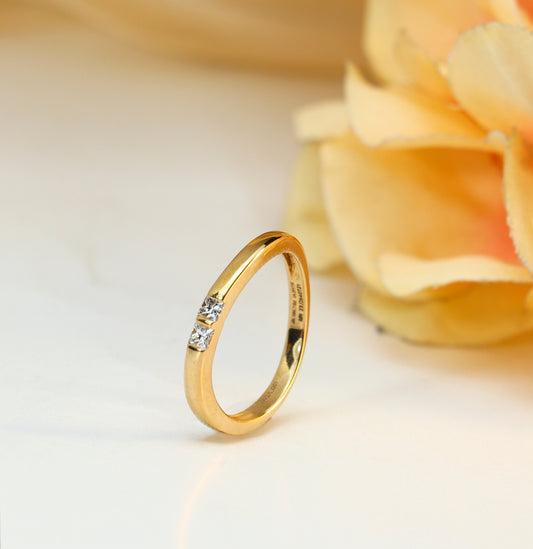 Beautiful Gold Diamond Ring