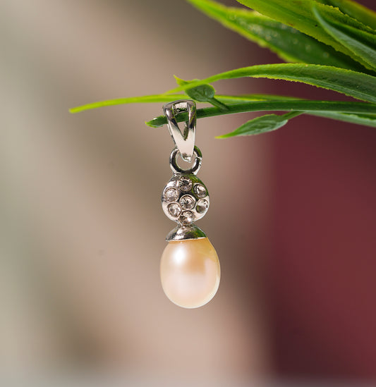 Sublime Freshwater Pearl Locket