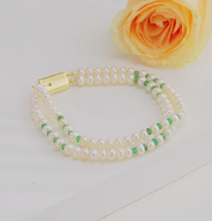 Natural Emerald White Button Pearl Bracelet