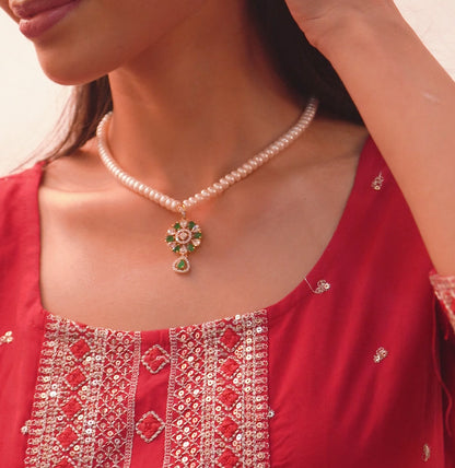 C Z with Green Stone Freshwater Pearls Necklace Set