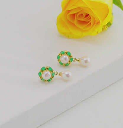 Fashionable Green Stone Freshwater Pearl Stud Earrings