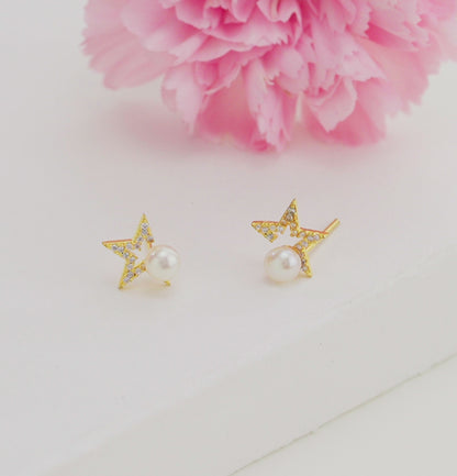 Precious White Stone Pearl Stud Earrings