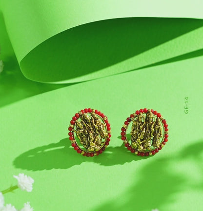 Alluring Gold Earring