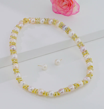 Fabulous Multicolor Pearl Necklace Set