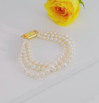 Grading Round White Pearl Bracelet