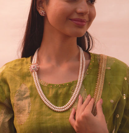 Stunning Red Stone Pearl Necklace and Earring Set