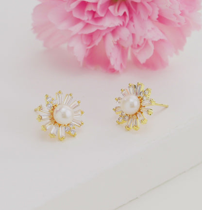 Glamour White Stone Pearl Stud Earrings