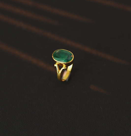 Natural Emerald Gold Stone Ring