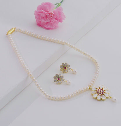 Shiny Red Stone Freshwater Pearl Necklace Set