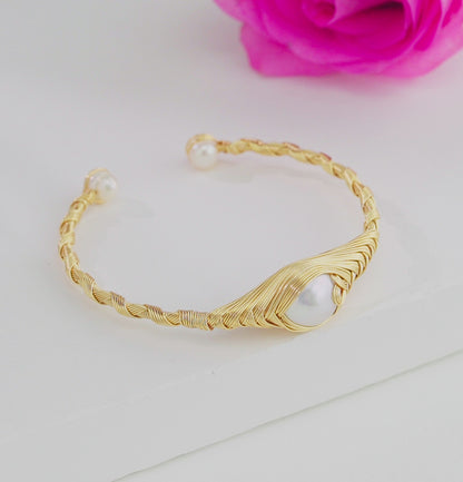 Genuine Near Round Freshwater Pearl Bracelet