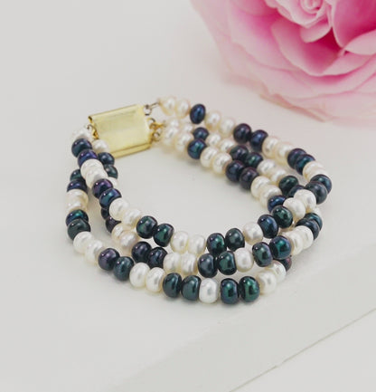 Multicolor Button Freshwater Pearl Bracelet