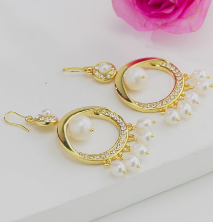 Feminine Mix Freshwater Pearl Chand Bali