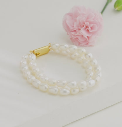 White Drop Freshwater Pearl Bracelet