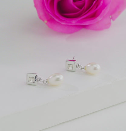 Attractive Pearl Stud Earrings
