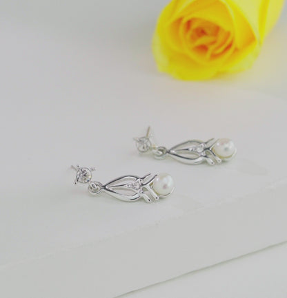 Pristine Pearl Hanging Earrings