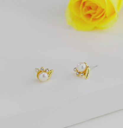 Conch Inspired Pearl Stud Earrings