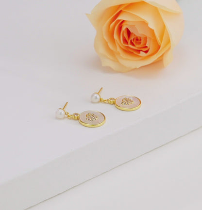 Trendy Freshwater Hanging Pearl Studs Earrings