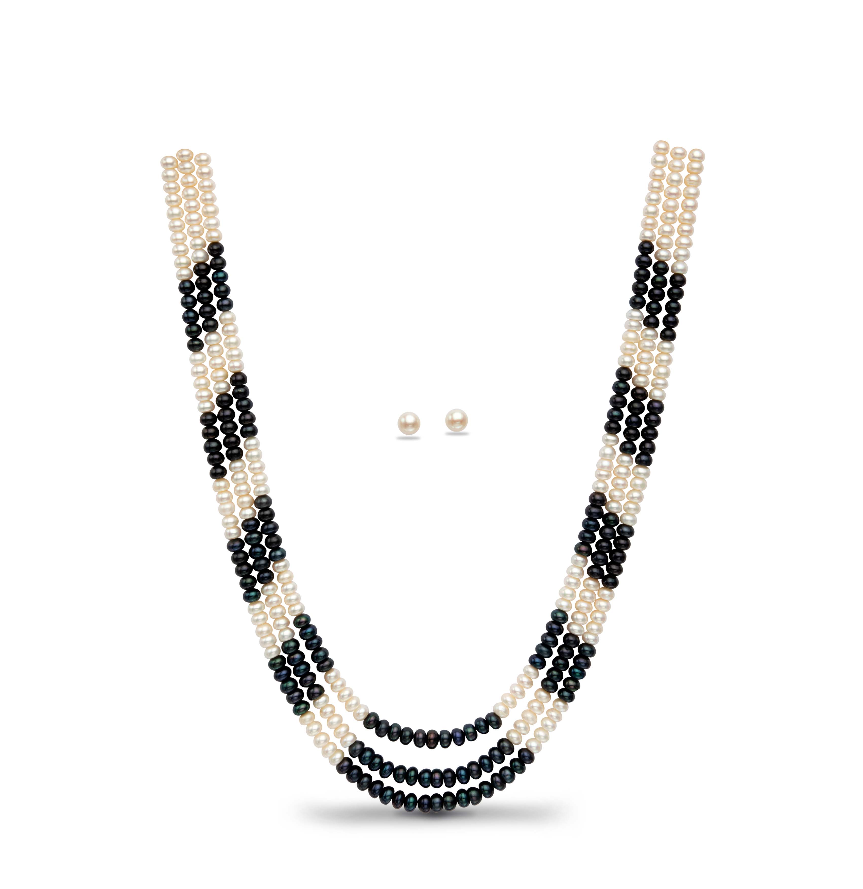 Necklace in Black and White pearls