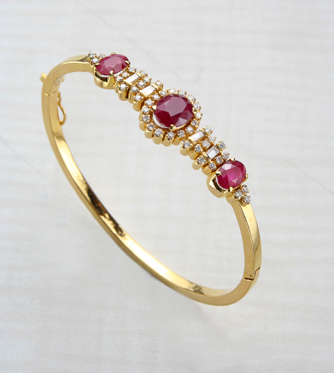 Effy 14K Yellow Gold Natural Ruby and Diamond Bangle, 3.60 TCW –  effyjewelry.com