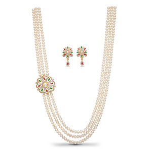 Gorgeous SidePiece Pearls Necklace  Set