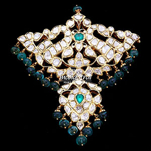 Precise Kundan Locket