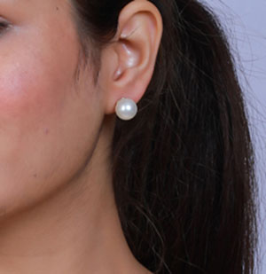 Evergreen Gold with Pearl Stud Earrings