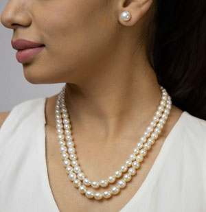 8 - 9.5mm Cream South Sea Pearls Necklace Set- A Quality