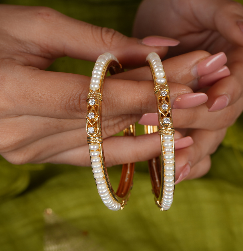 White Single Line Stone Pearl Bangles