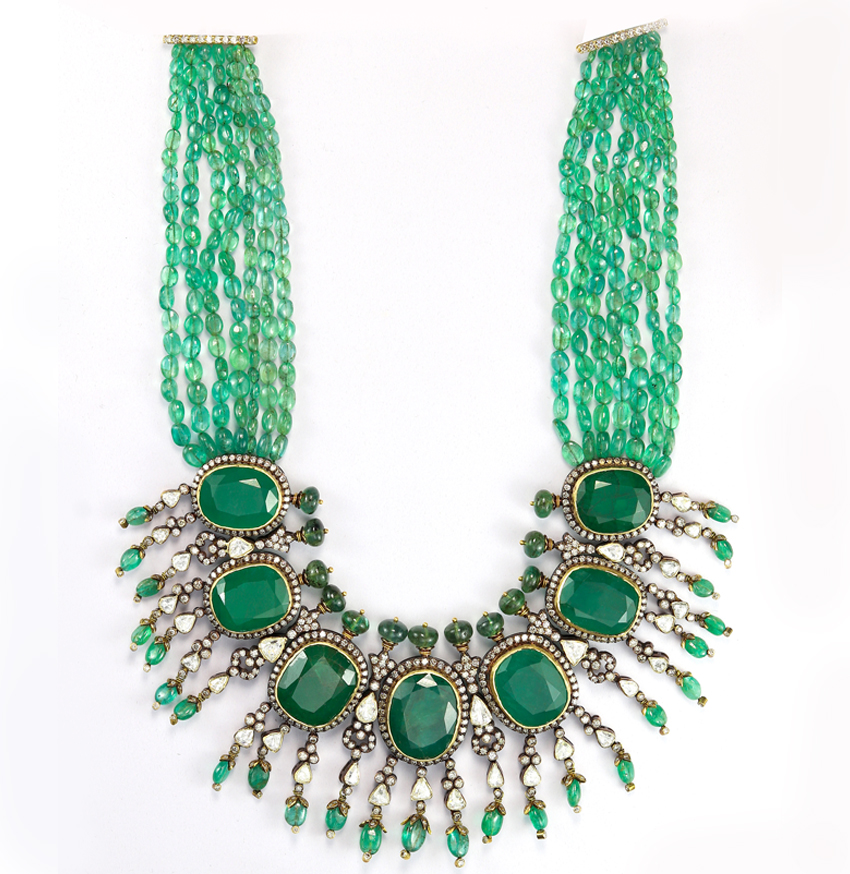 Charming Emerald Choker