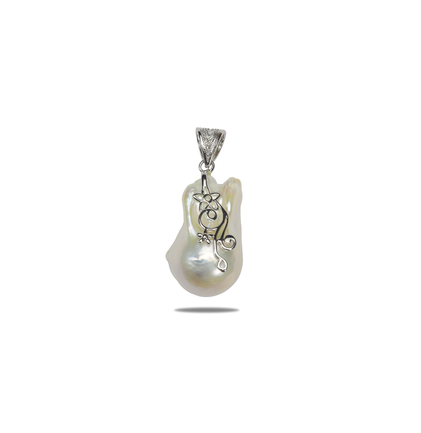 Baroque Pearl Locket