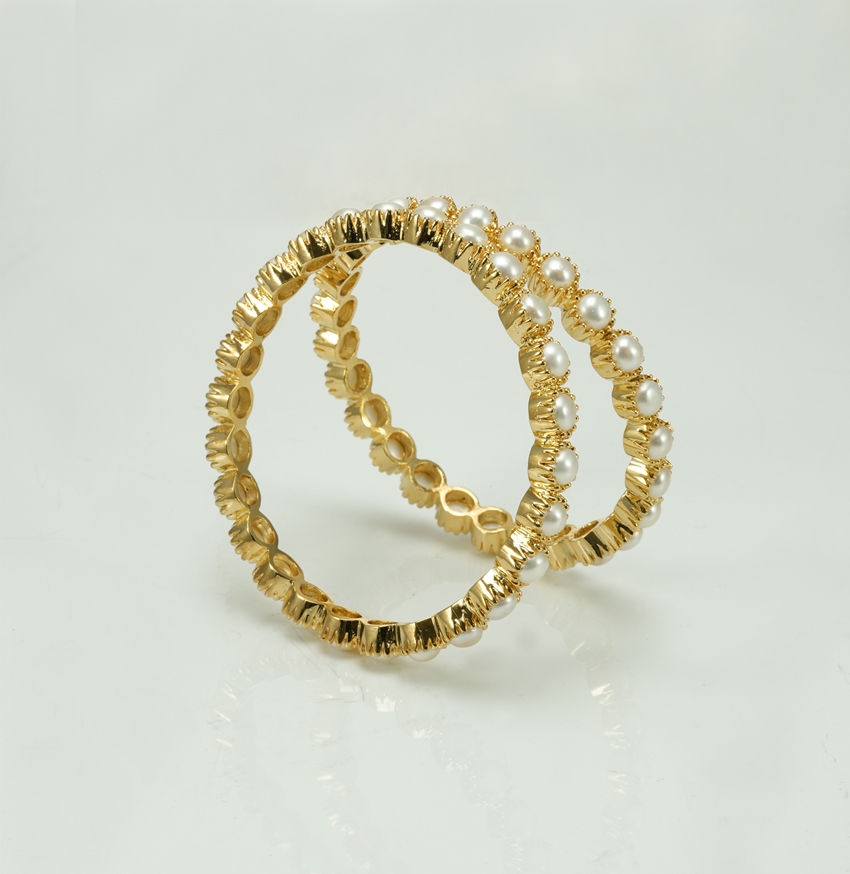 White Single Line Pearl Bangles