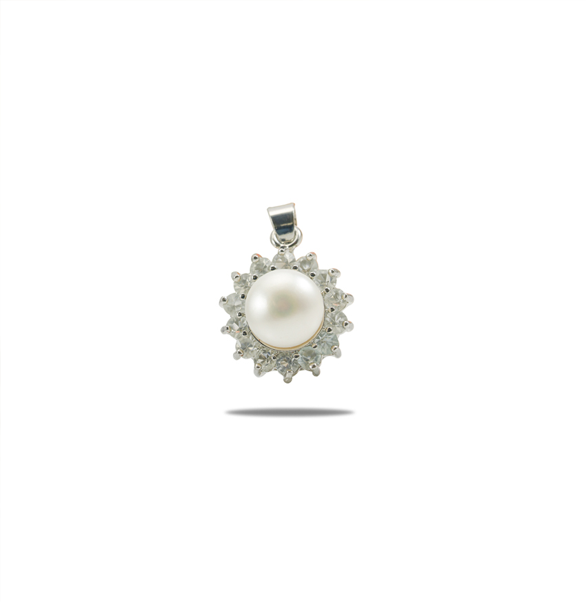 Sparking Pearl Locket